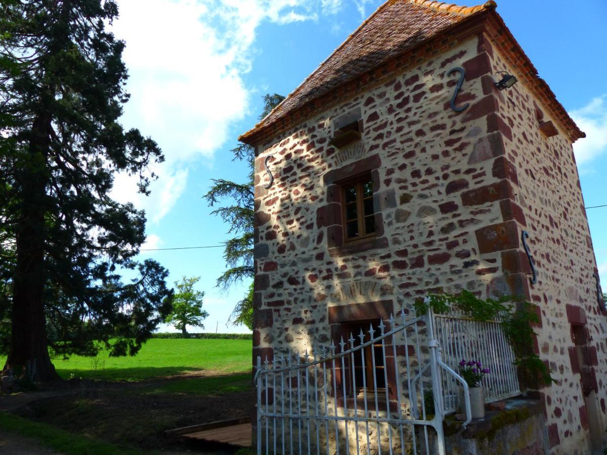 Bed and Breakfast L'Abrejou à Le Donjon Extérieur photo